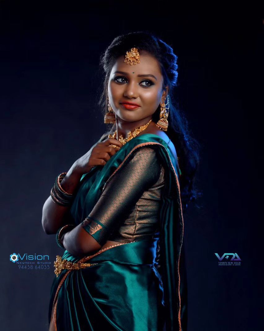 Skin Finish Makeup in tuticorin